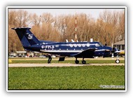 Beech 200 G-FLPB on 7 april 2003_1