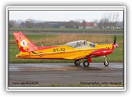 Marchetti BAF ST32 on 27 January 2012_4