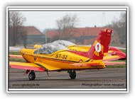 Marchetti BAF ST32 on 27 January 2012_5