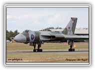 Vulcan XH558_03