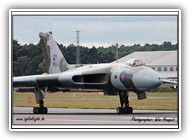 Vulcan XH558_12