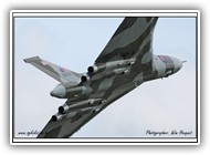 Vulcan XH558_3